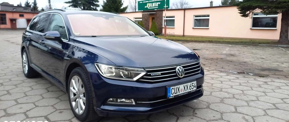 Volkswagen Passat cena 57800 przebieg: 232000, rok produkcji 2017 z Lubawa małe 596